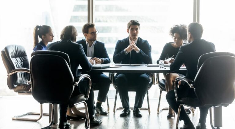 Lead with Influence: Inspiring Action Through Trust And Credibility 1 Lead With Influence