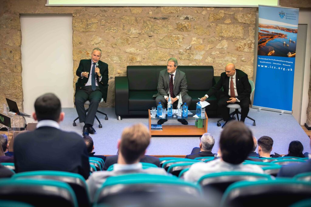 ICS Greek Branch Holds Annual Vassilopita Cutting Event & Lecture on Geopolitics 6 MOTO9487