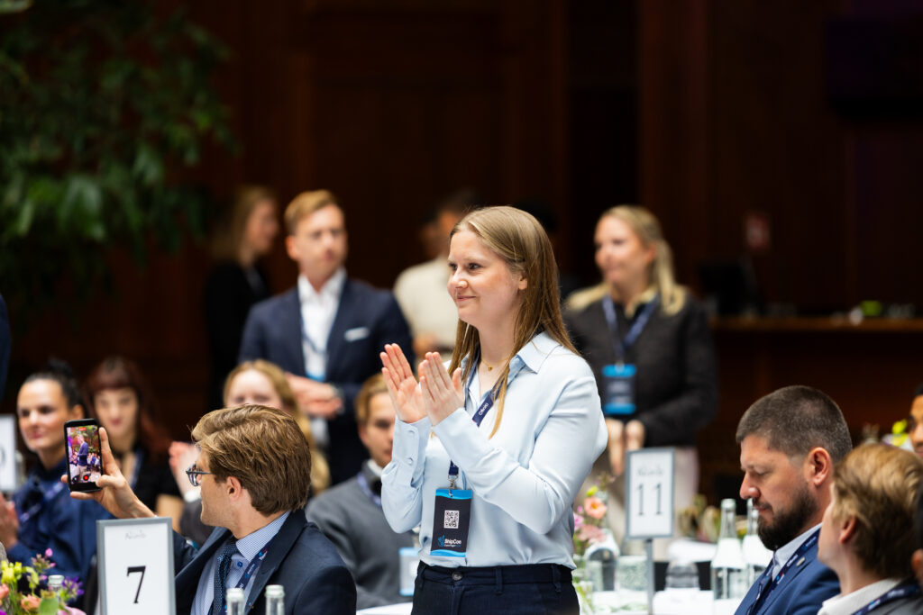 ICS and YoungShip Strengthen International Cooperation at ShipCon 2026 4 AUDIENCE 3